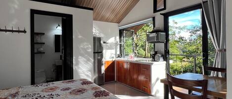 1 多间卧室、免费 WiFi、床单