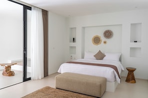 3 bedrooms, iron/ironing board, free WiFi, bed sheets - Lavender Rooftop 3BR Villa with a Heated Private Pool (Cimenyan)