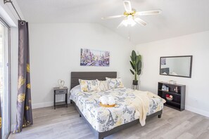 3 間睡房、書桌、熨斗/熨衫板、Wi-Fi