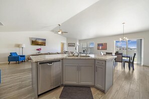 Interior - Pawsitively Perfect: New Pet-Friendly Home in Ideal Location!" (Twin Falls)