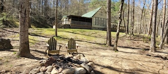 Romantic Waterfront Getaway *Fishing*Family*Fun