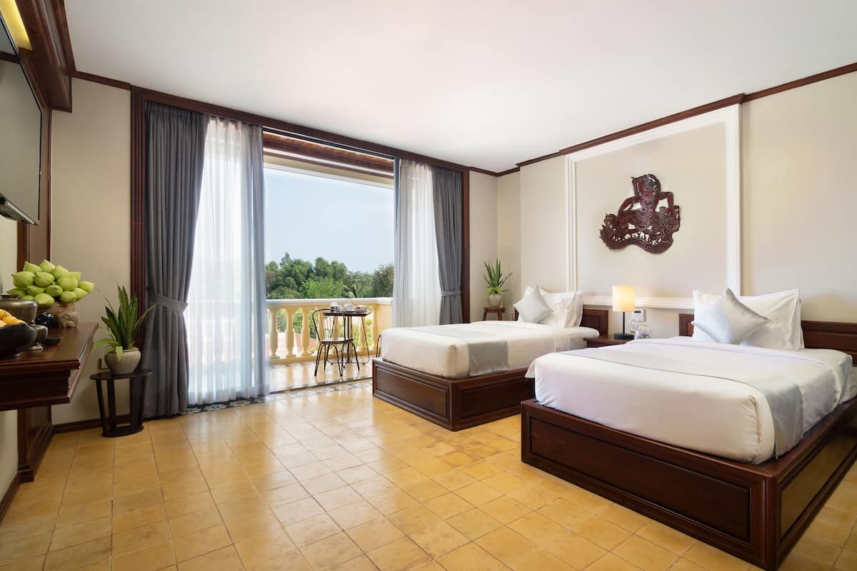  Deluxe Twin Room with Balcony & Pool View | Premium bedding, down comforters, pillowtop beds, minibar