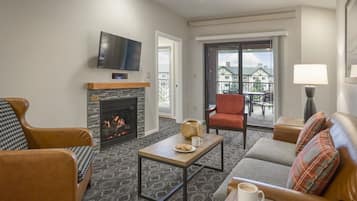 TV connectée, cheminée, lecteur de DVD