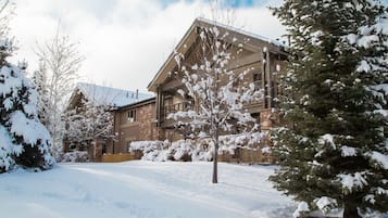 Condo, 1 Bedroom | Exterior