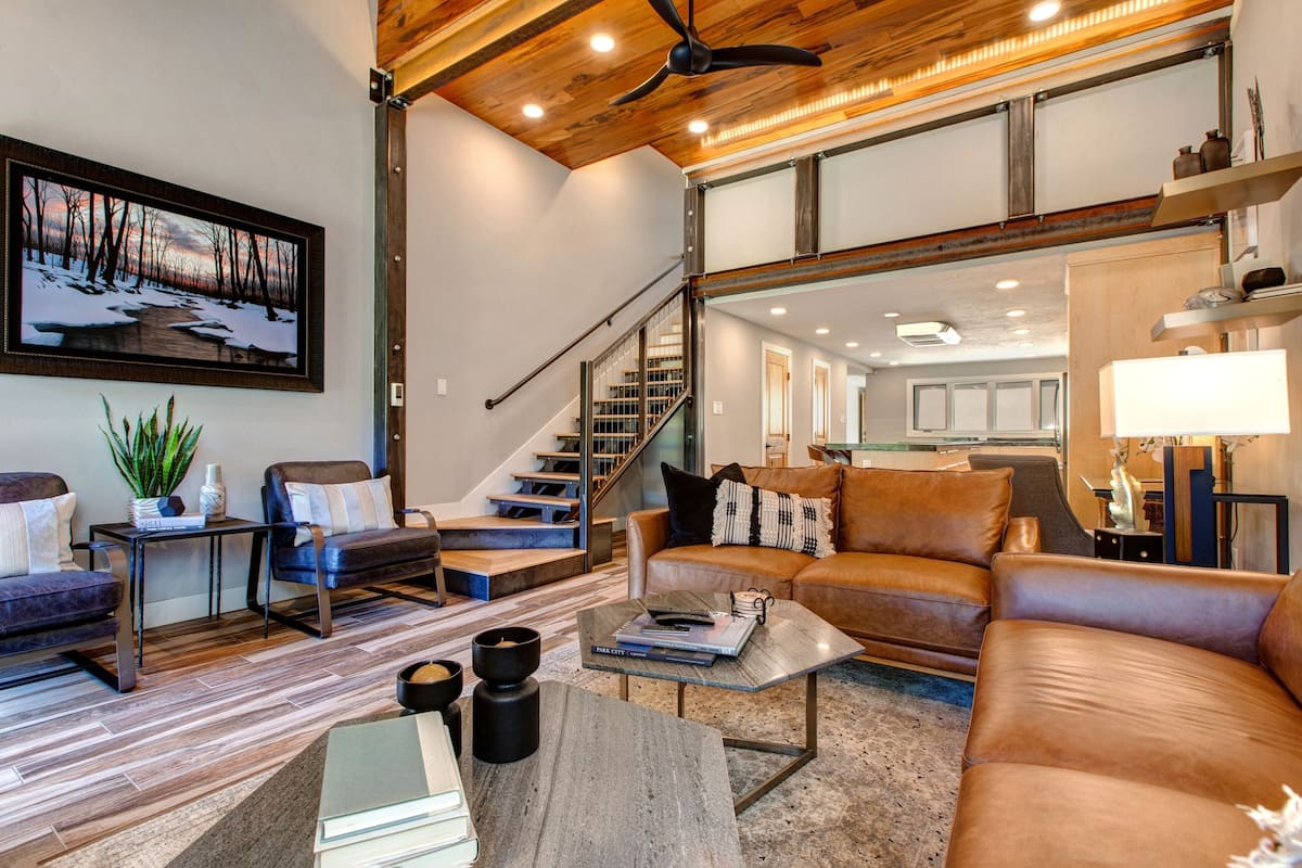 Condo, 3 Bedrooms | Living area