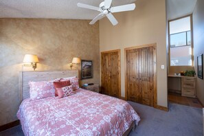 Free WiFi - Park Avenue Standard 2 Bedroom Condominiums (Park City)