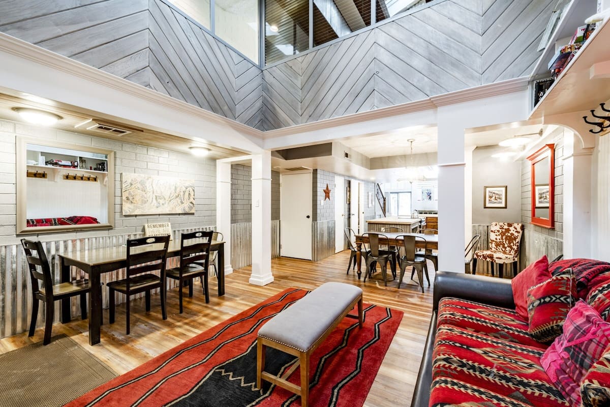 Condo, 3 habitaciones | Restaurantes