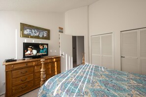 Condo, 3 Bedrooms | 3 bedrooms, free WiFi