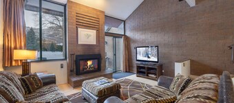 Park Avenue 2 Bedroom Condominiums - Sleeps 8