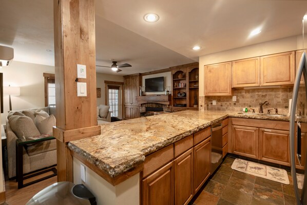 Living area - Resort Plaza Condominiums 5002-5025 (Park City)