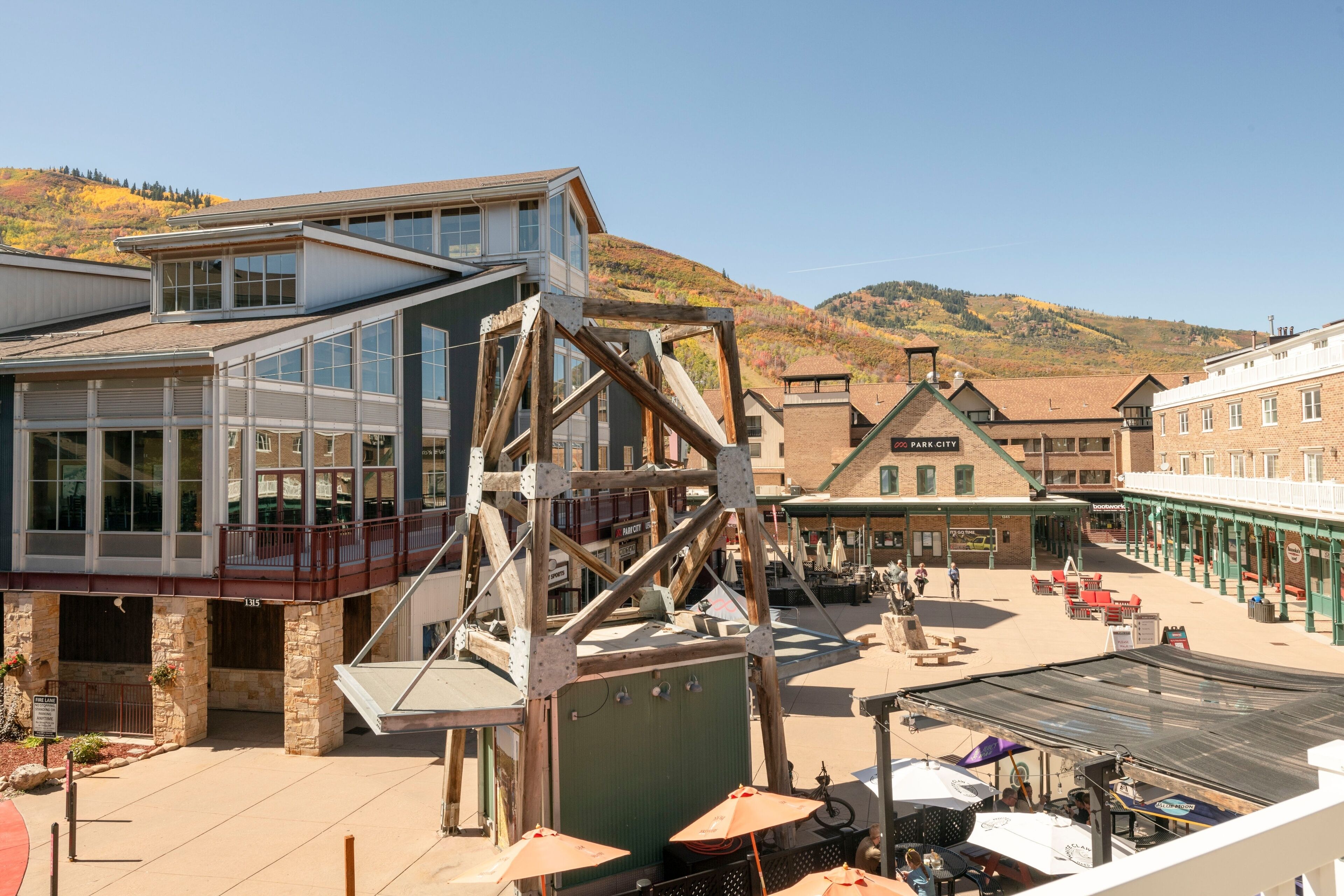 المنشأة من الخارج