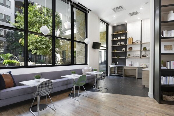 Interior - Tasteful Domain 2BR w/ Gym, Pool & W/D, nr restaurants, by Blueground (Austin)