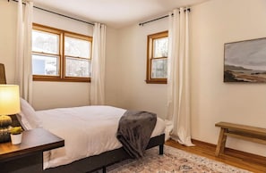 3 habitaciones, cuna de viaje, wifi gratis y ropa de cama 