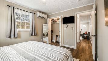 1 chambre, fer et planche Ă repasser, Wi-Fi, draps fournis