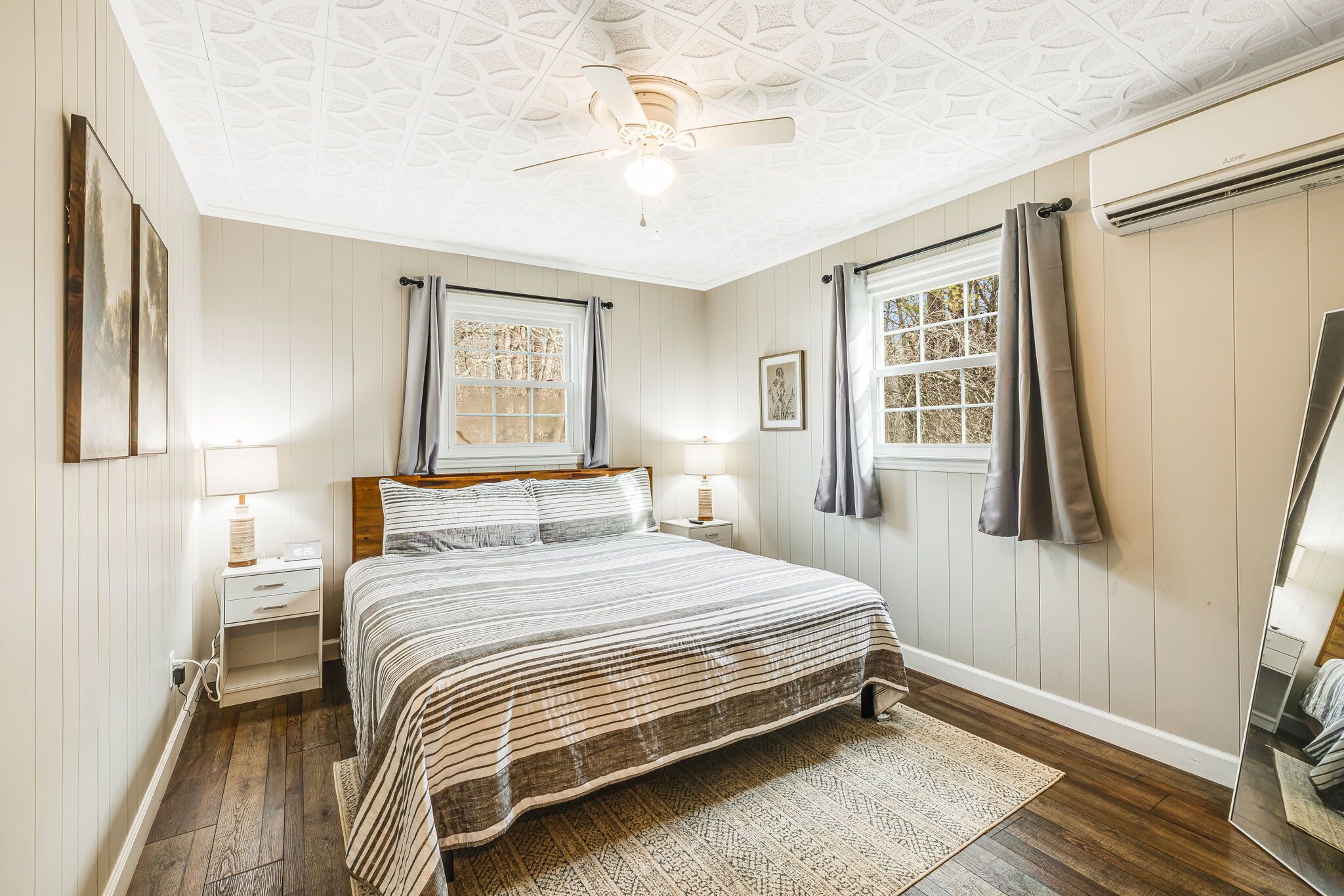 1 chambre, fer et planche à repasser, Wi-Fi, literie fournie