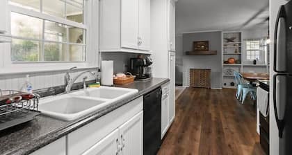 Blowing Rock Getaway: In The Heart Of Downtown