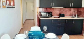 Dining - Apartment - Sleeps 2/3 - Pool - Beach (Maspalomas)