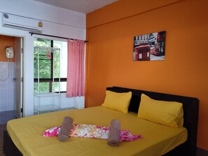 Blackout drapes, free WiFi - Noble Thippanate (Chiang Mai)