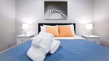 3 Schlafzimmer, Bügeleisen/Bügelbrett