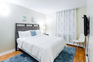 2 camere, una scrivania, ferro/asse da stiro, Wi-Fi gratuito