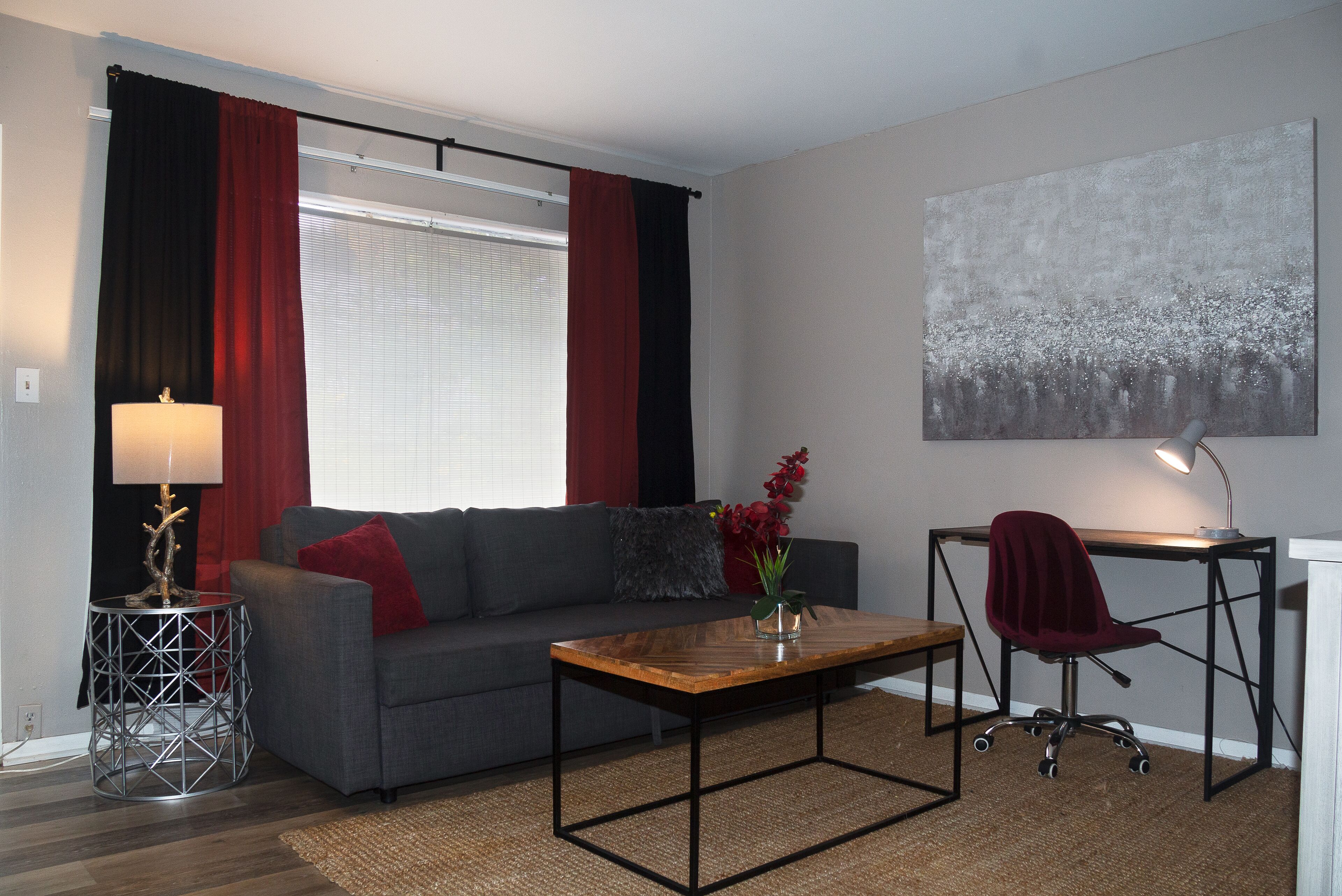 Your Keys to Montrose! Sleeps 36/9BR/9BA/9PA