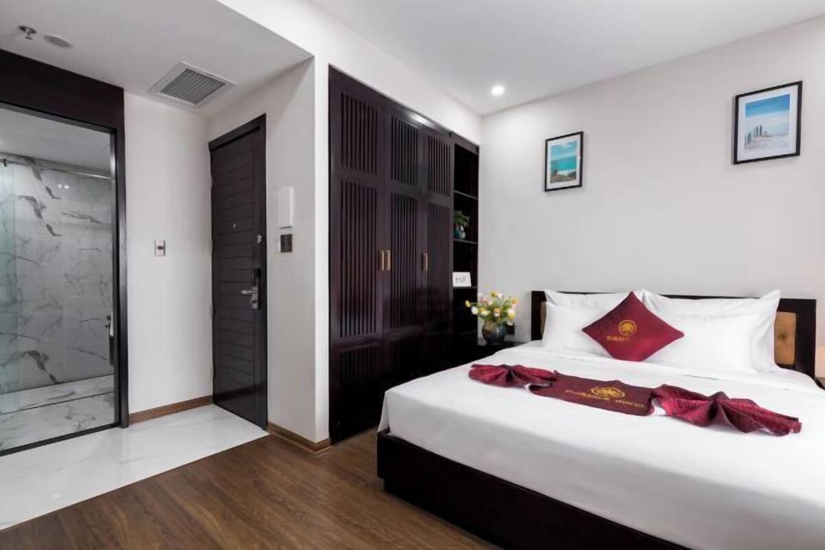 1 bedroom, Egyptian cotton sheets, premium bedding, minibar
