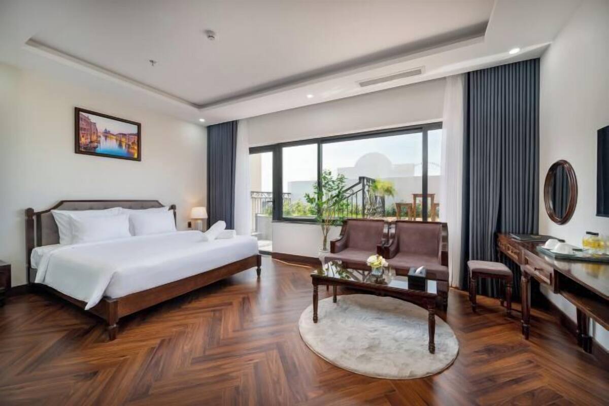 1 bedroom, Egyptian cotton sheets, premium bedding, minibar
