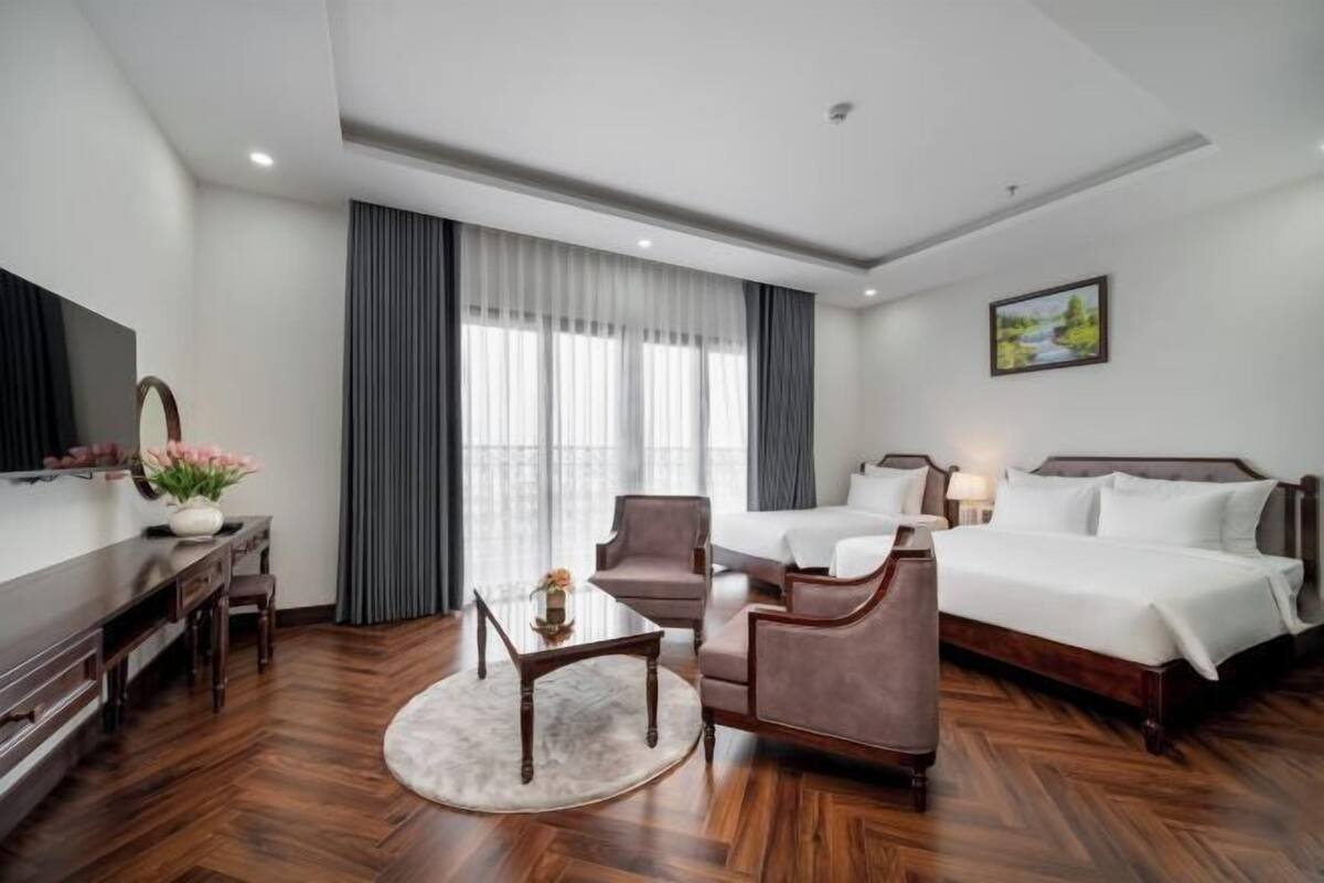 1 bedroom, Egyptian cotton sheets, premium bedding, minibar