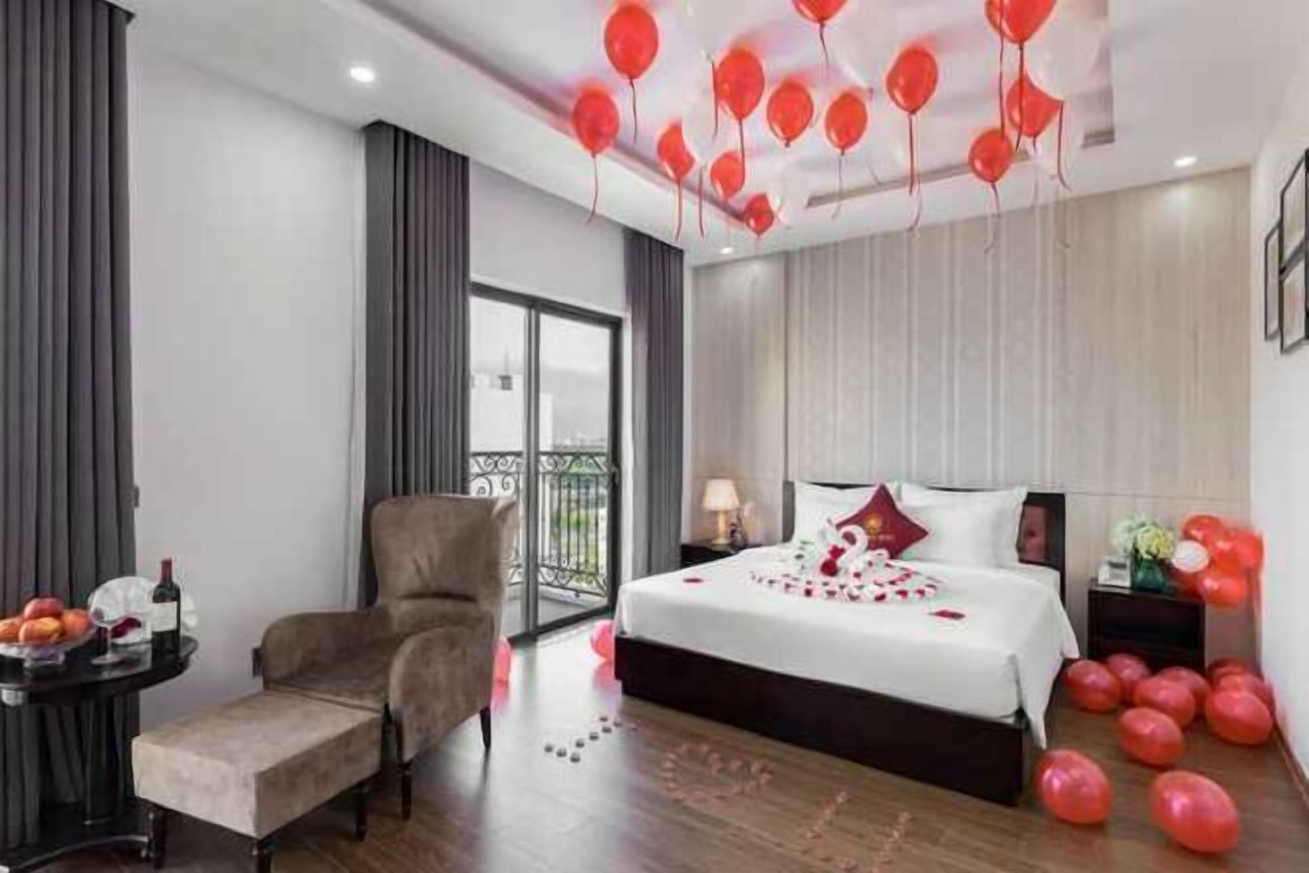 Sábanas de algodón egipcio, ropa de cama de alta calidad y minibar 