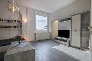 TV - Holiday Apartment "Braunlageblick" near Cable Car (Braunlage)