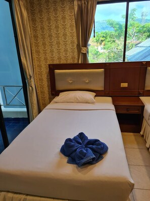 Basic Room | Individually furnished, free WiFi - Kamala Cool 2 (Kamala)