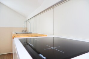 Fridge, microwave, oven, dishwasher - Castello Charme Style House (Milano)