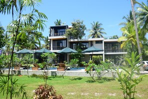 Front of property - Mango Tree Villa Bentota (Induruwa)