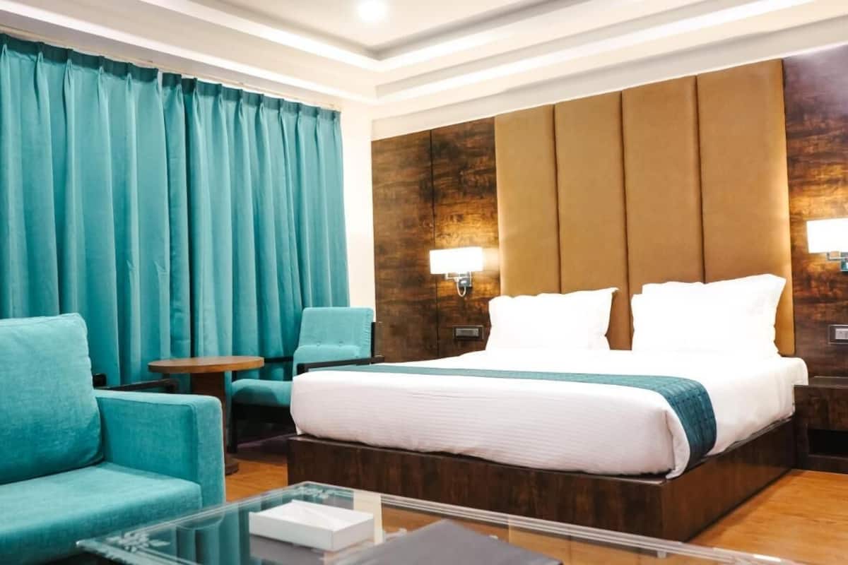 Soundproofing, free WiFi, bed sheets, wheelchair access