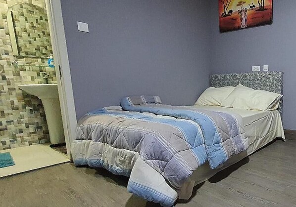 Deluxe Apartment | 2 bedrooms, premium bedding, down comforters, individually furnished