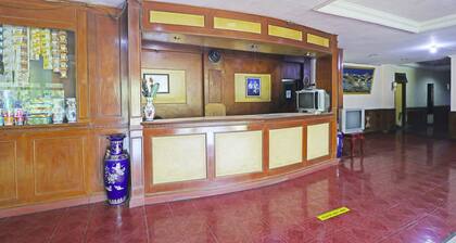 Super OYO 90382 Hotel Sarah Sukabumi