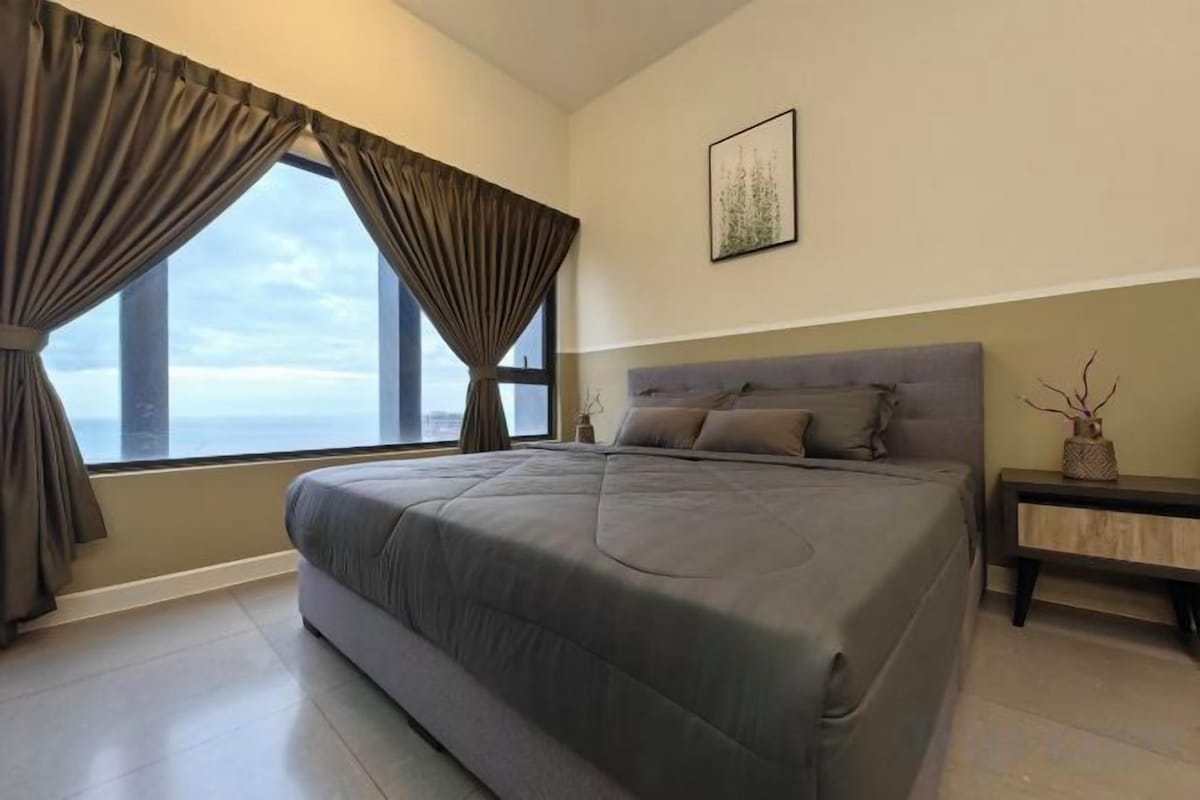 Frette Italian sheets, premium bedding, memory foam beds