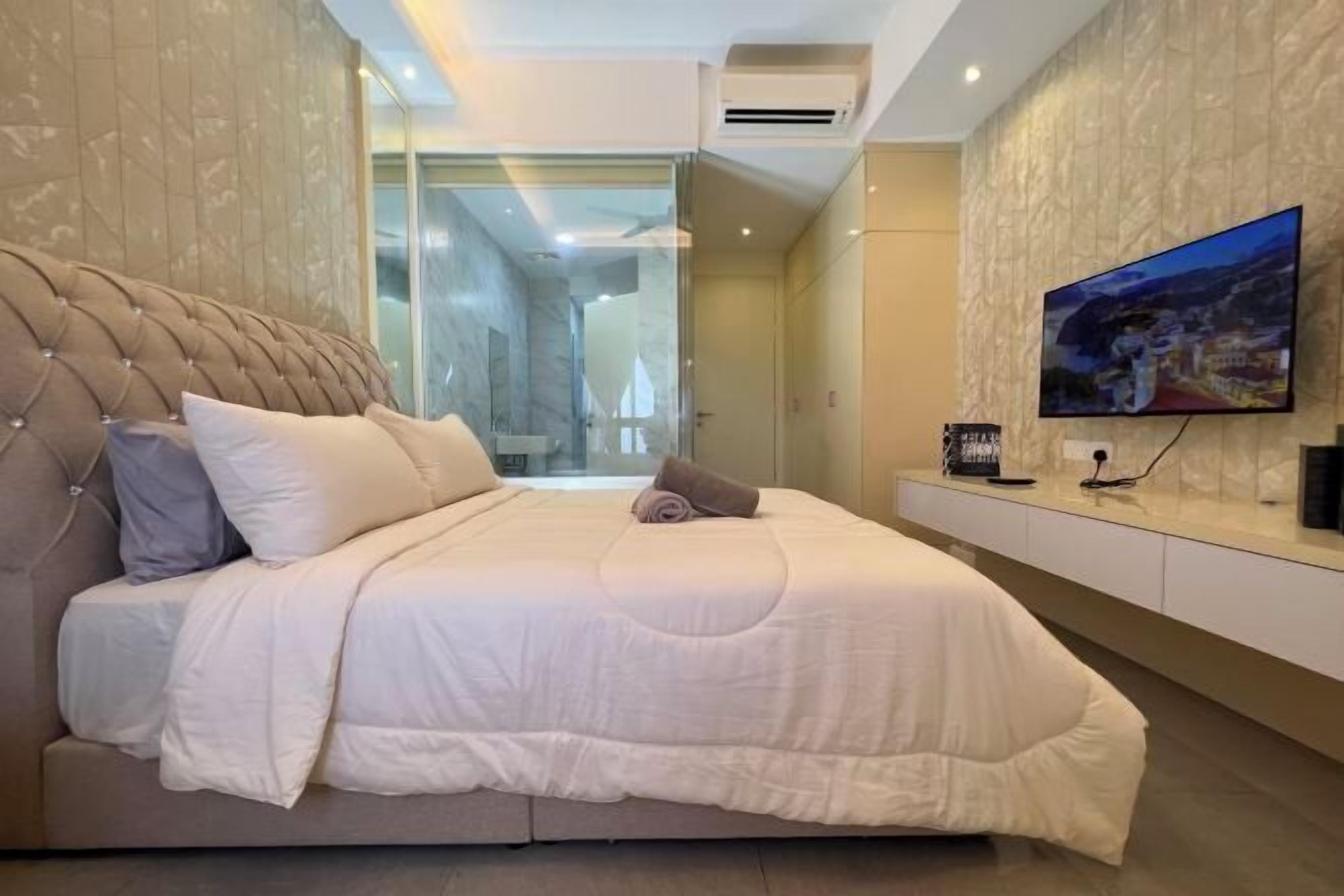 Frette Italian sheets, premium bedding, memory-foam beds