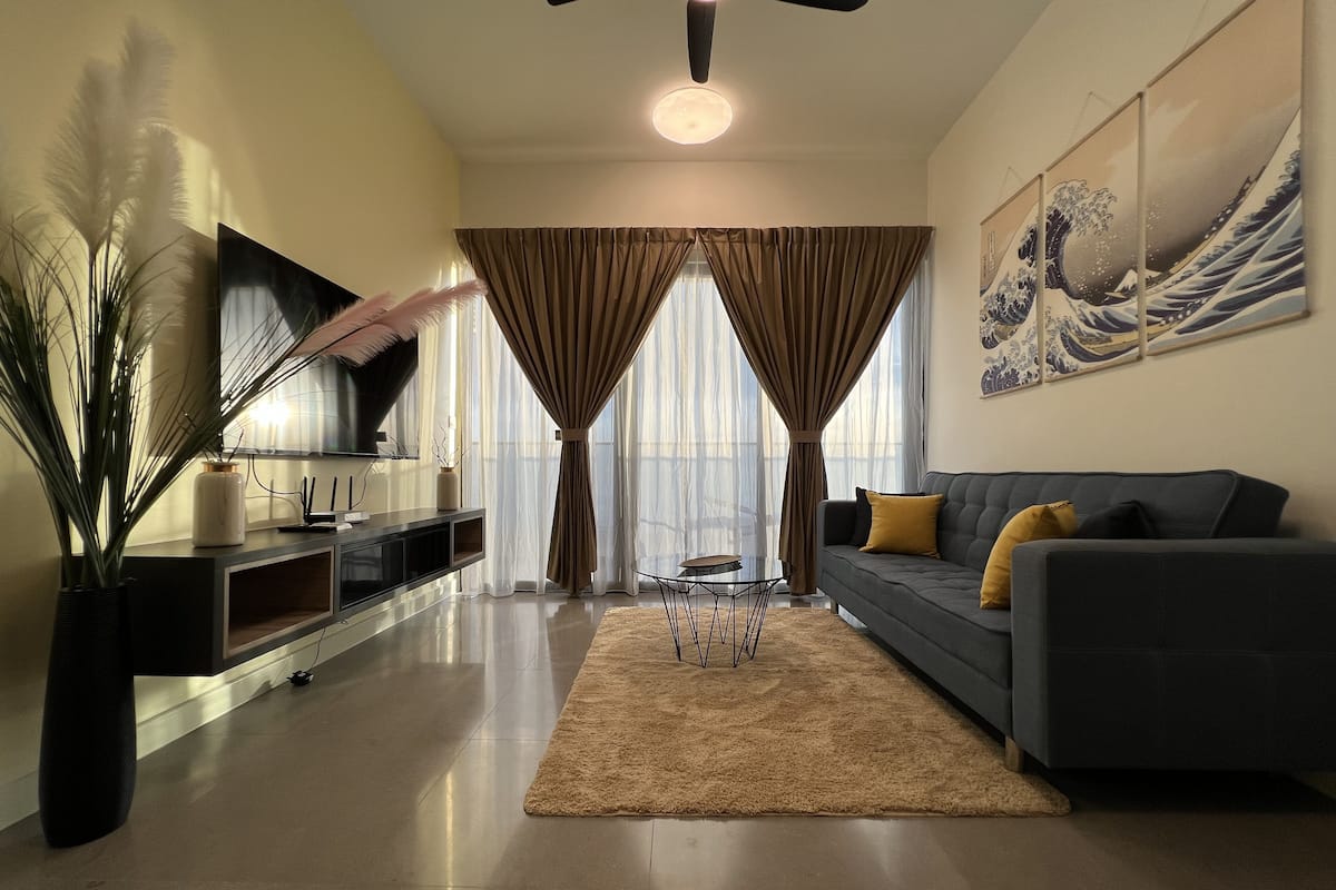 Family Apartment, 2 Bedrooms, Sea View | Living room