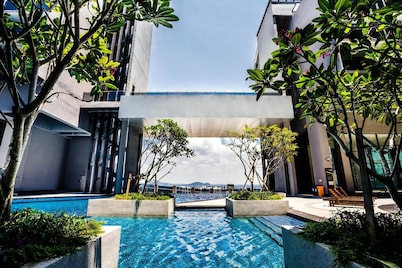 Attic Home Melaka Imperio Residence