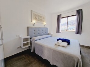 1 bedroom, iron/ironing board, Internet, bed sheets - 413 Cumana2 Puerto Rico By Alquiler de Sùeño (Puerto Rico de Gran Canaria)