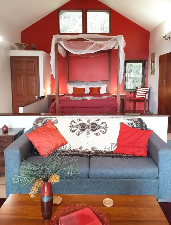 Studio panoramique, 1 chambre, non-fumeur, vue sur l’océan | Décor unique, ameublement unique, fer et planche à repasser