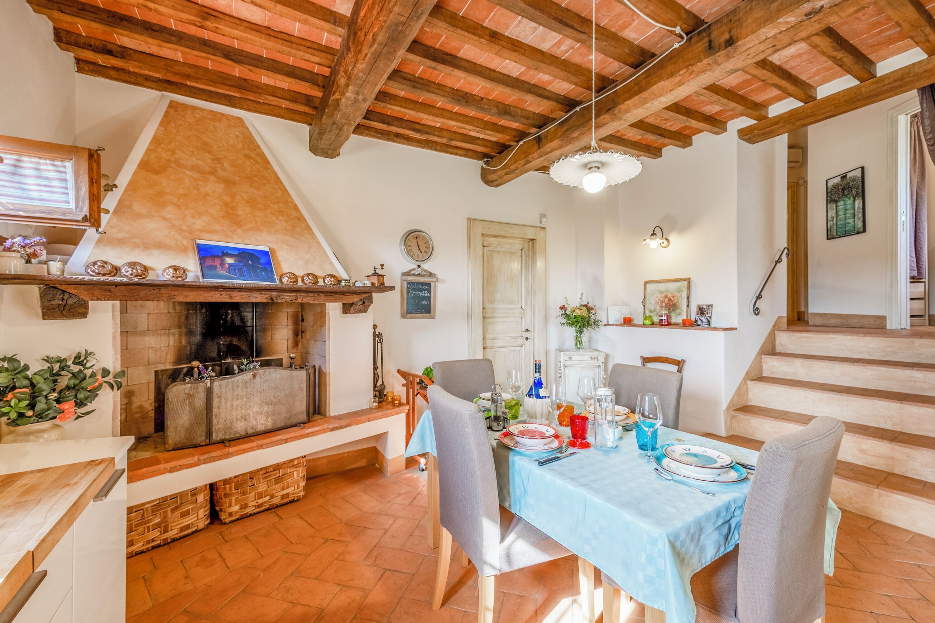 Hus Standard - flera sovrum - intill bergen (Casa Paradiso With Wonderful Panorama) | Restauranger