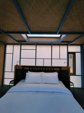 意大利 Frette 床单、高档床上用品、记忆海绵床垫、办公桌