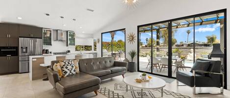 Smart TV, fireplace, offices