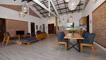 Panoramic Villa | Private kitchen