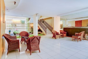 Interior - OYO Flagship  90425 Hotel 22 (Surabaya)