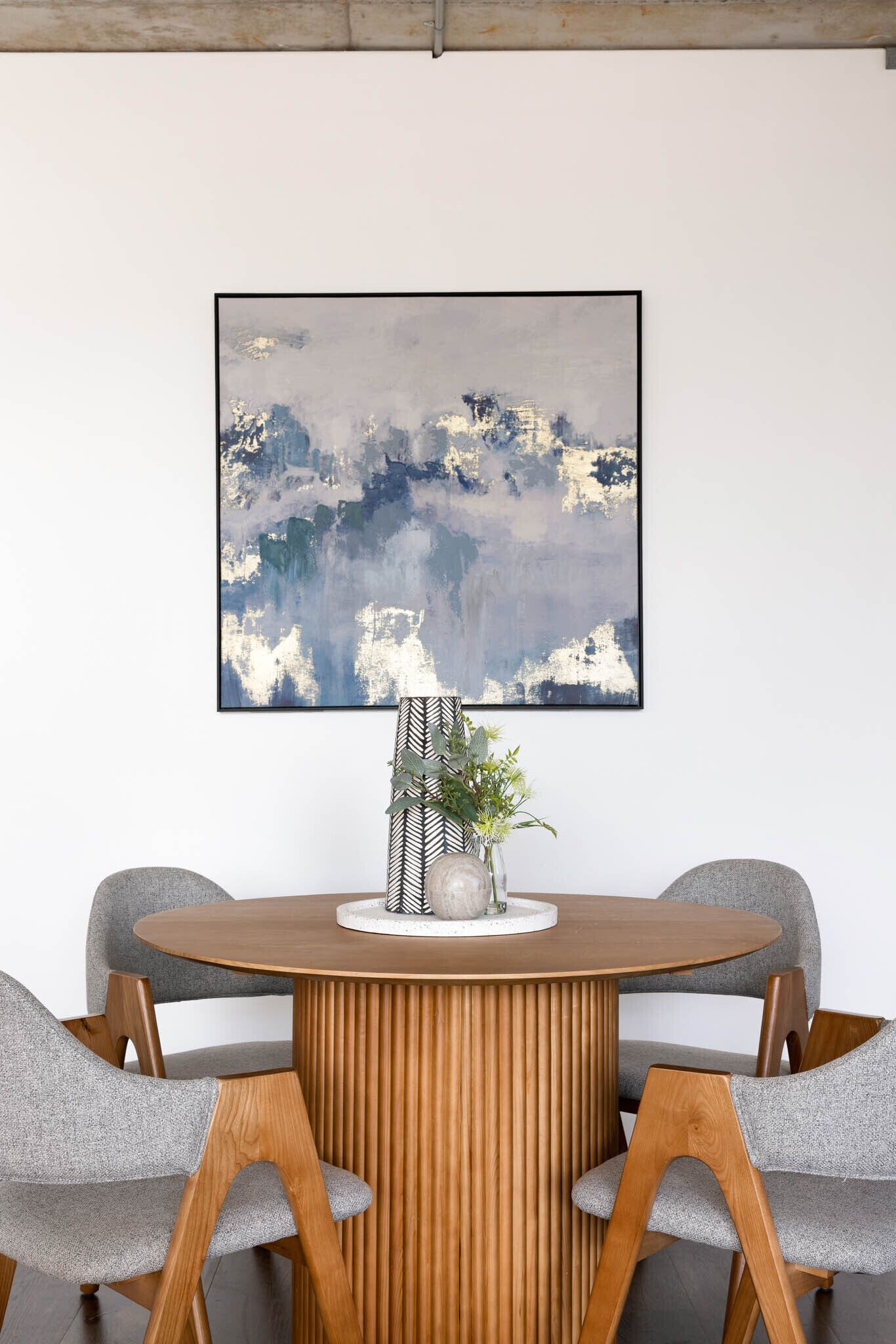 One Bedroom Apartment | Dining room