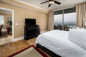 4 bedrooms, iron/ironing board, free WiFi, bed sheets - Bella Riva 301 Large Gulf Front condo (Fort Walton Beach)