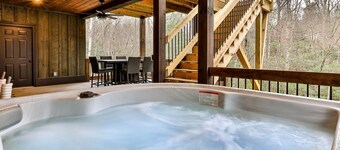 Creekside Hideaway | Ellijay, GA